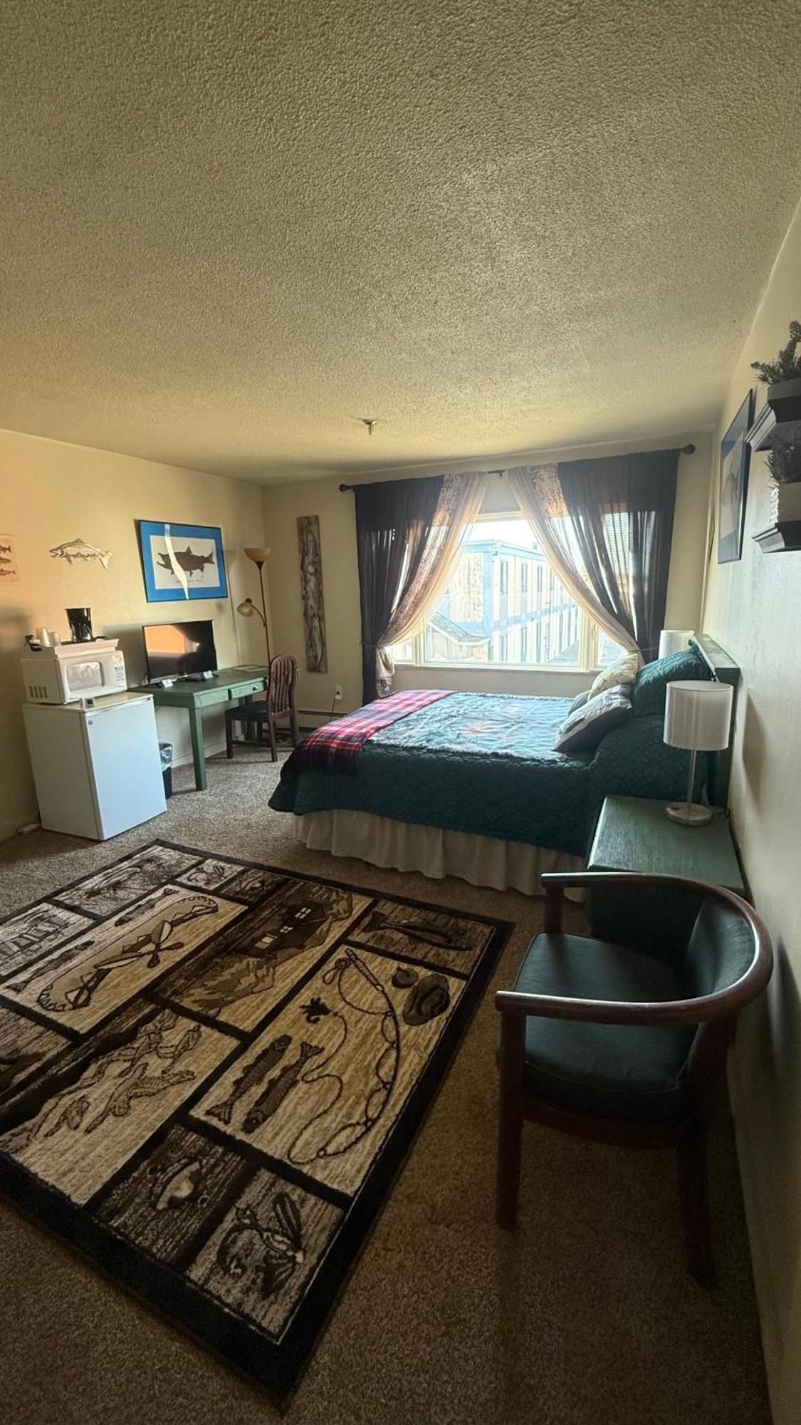 The Kenai Inn Экстерьер фото
